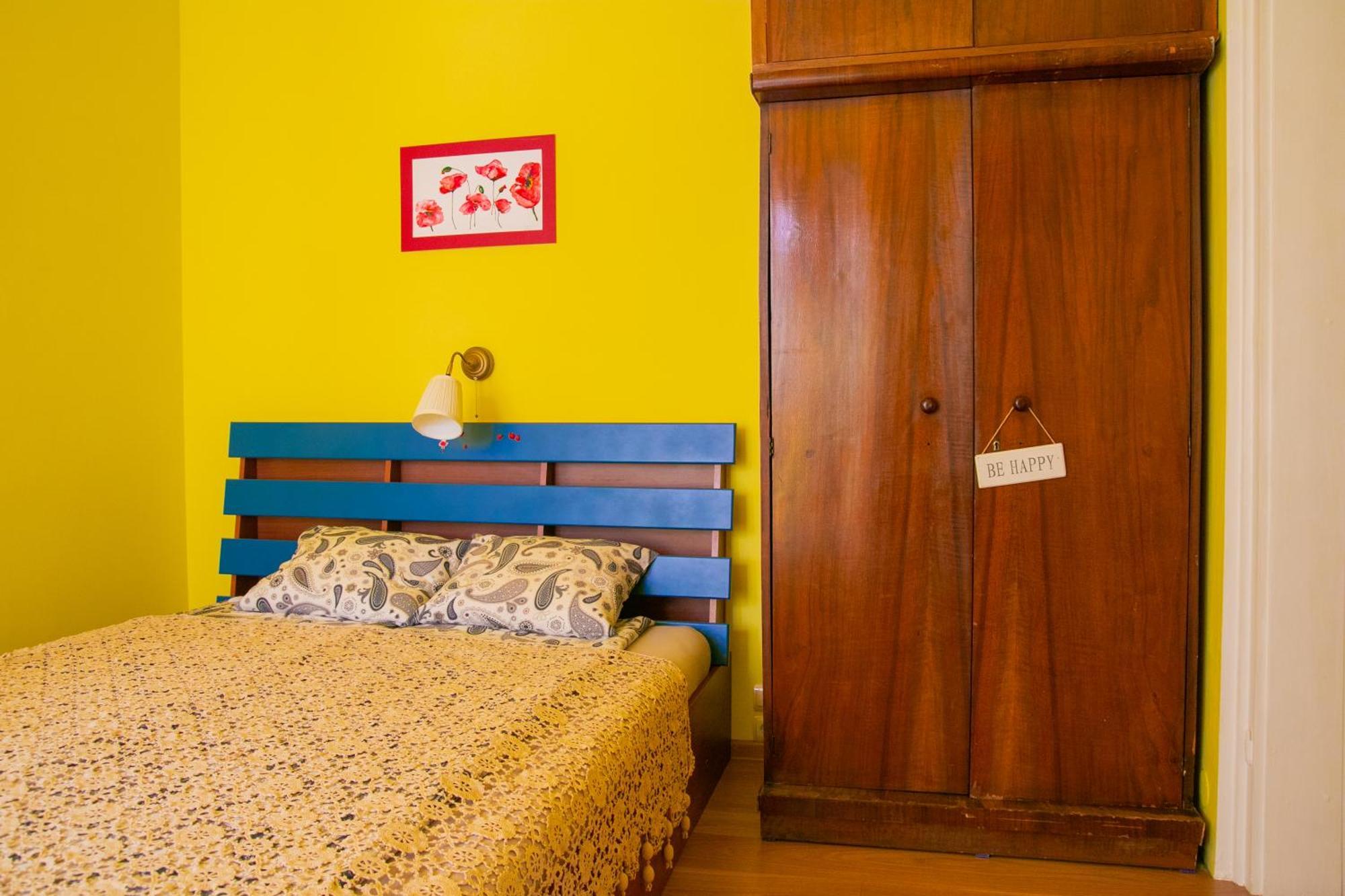Spacious 1 Bed Flat Near Vitosha Blvd Szófia Kültér fotó